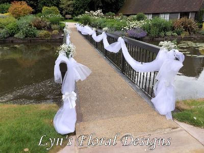 Scented Bridge Decoration