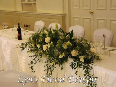 Top Table Roses