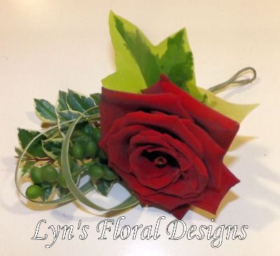 Rose & Berry Buttonhole